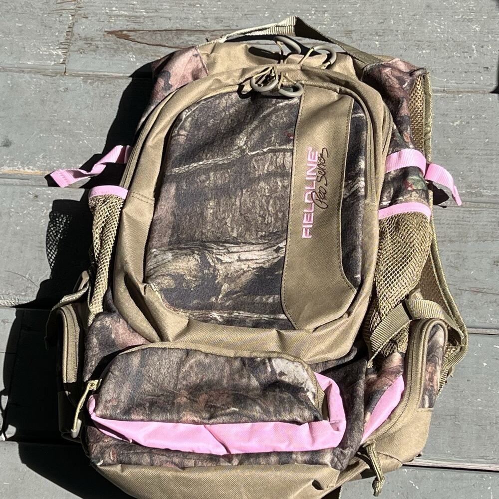 Fieldline USA Series Camo Hiking Backpack Brown w/ Pink Accents Padded Straps